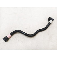 7 Патрубок радіатора випускний правий з пошкодженням Tesla Model 3, Model Y 1501325-00-C