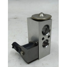 Клапан системи кондиціонування R134A BMW i3 64119287282
