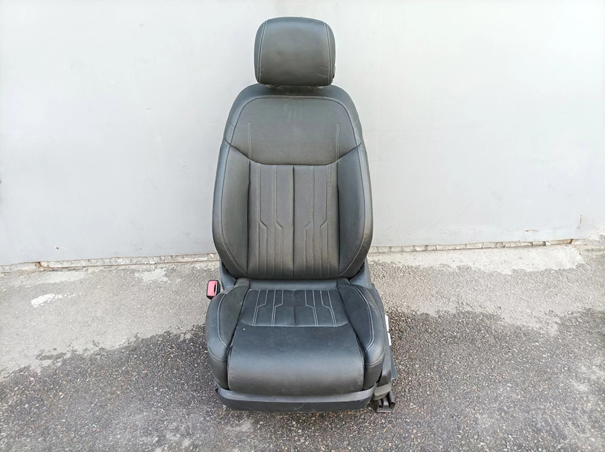 Front left seat assembly (ventilation/massager) without airbag and compressor with electrical adjustment SLI Audi E-tron 000881019BD