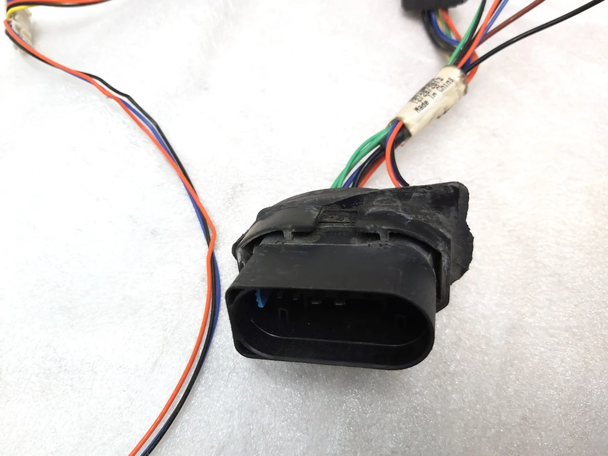 Электропроводка фары главной UP LEVEL (USA) Tesla model S 6005906-6005907