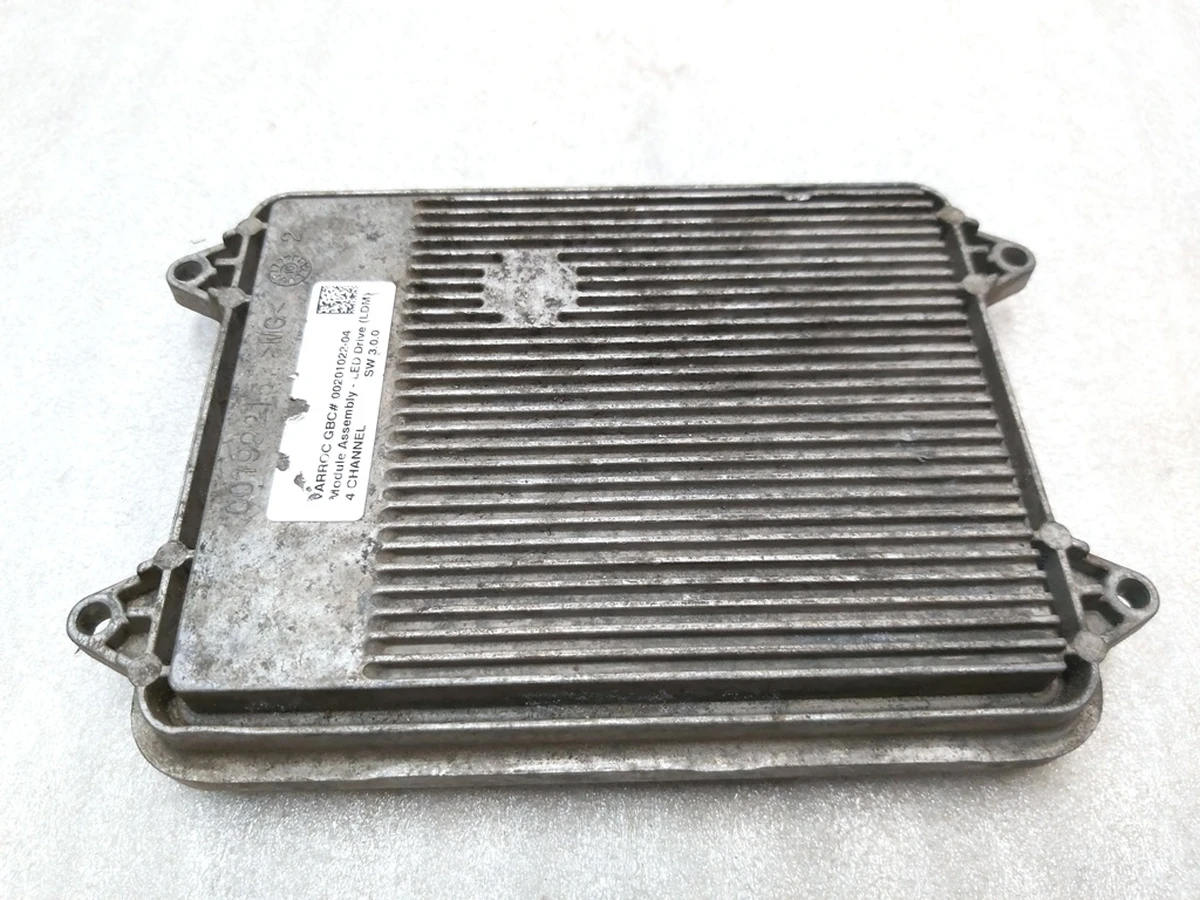 Блок розжига фары главной UP LEVEL (USA) Tesla Model X 1034314-00 1034315-00