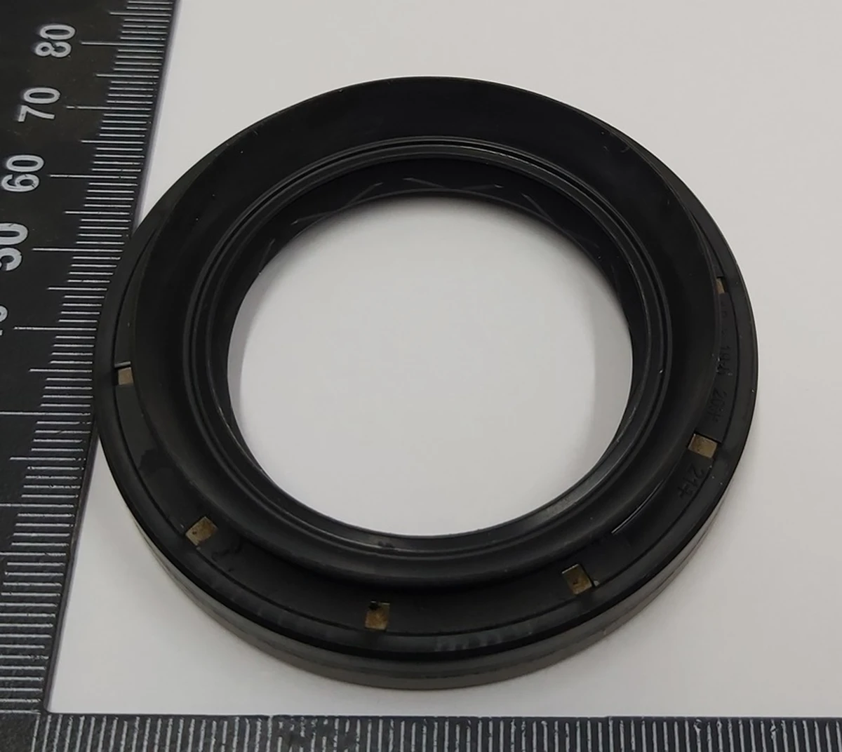 OUTPUT AXLE SEAL, 3DU, 40 X 67