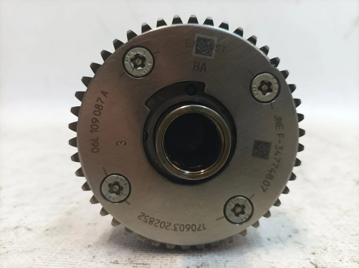 Exhaust camshaft assembly Audi Q7 06K109247G