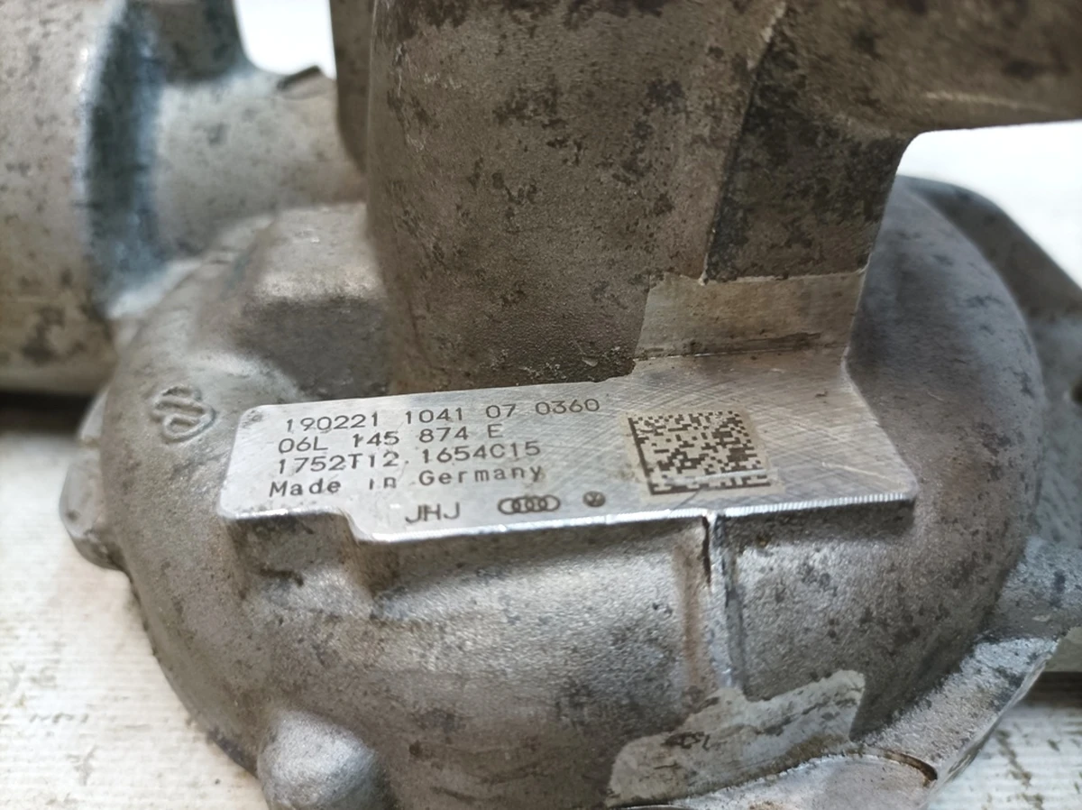 Турбонагнетатель холодная часть Audi Q7 06L145874E