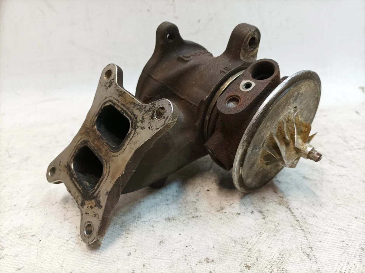 Турбонагнетатель гарячая часть Audi Q7 06L145874E