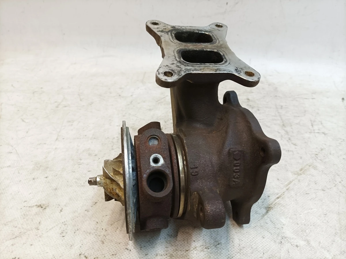 Турбонагнетатель гарячая часть Audi Q7 06L145874E