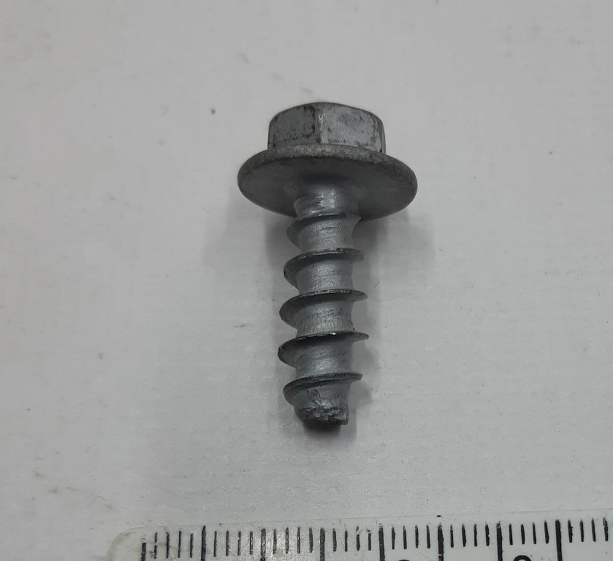 Hex Bolt BMW I3 07147115987