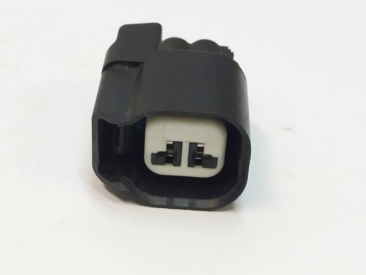 Connector (chip) horn 089-34062-0023 Tesla model 3, model Y 1507242-00-B