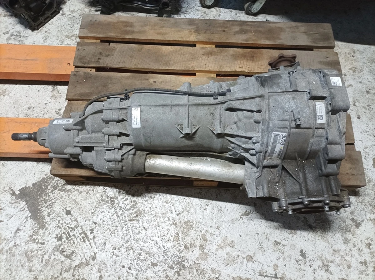 Корпус коробки передач автоматична 8-ступінчаста без піддону Audi Q7 0D5300040H