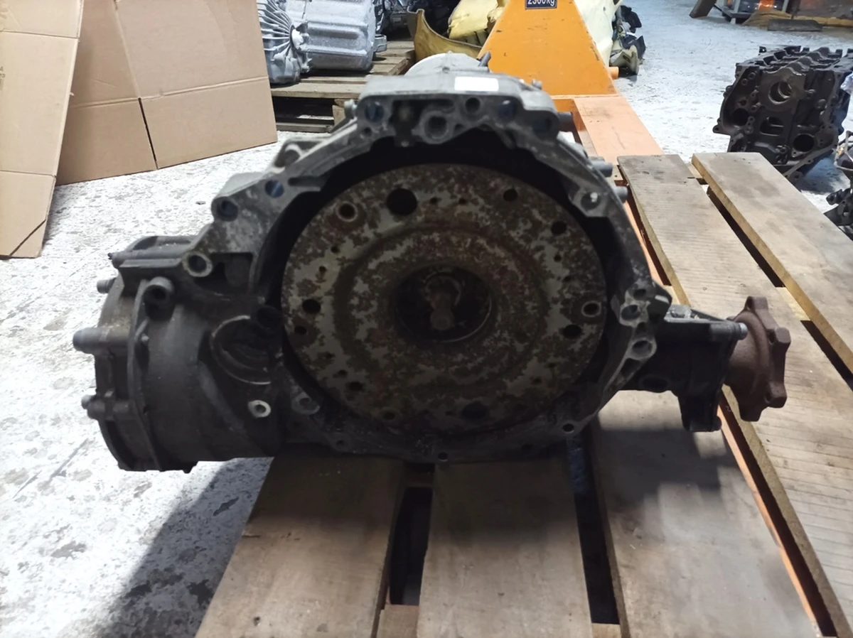 Корпус коробки передач автоматична 8-ступінчаста без піддону Audi Q7 0D5300040H