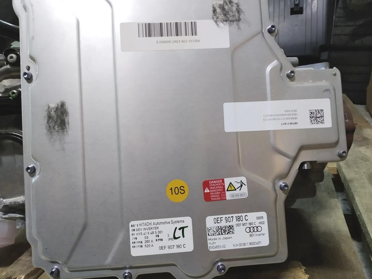 Двигатель задний с силовым блоком управления в сборе Audi E-tron 0EF903530CB