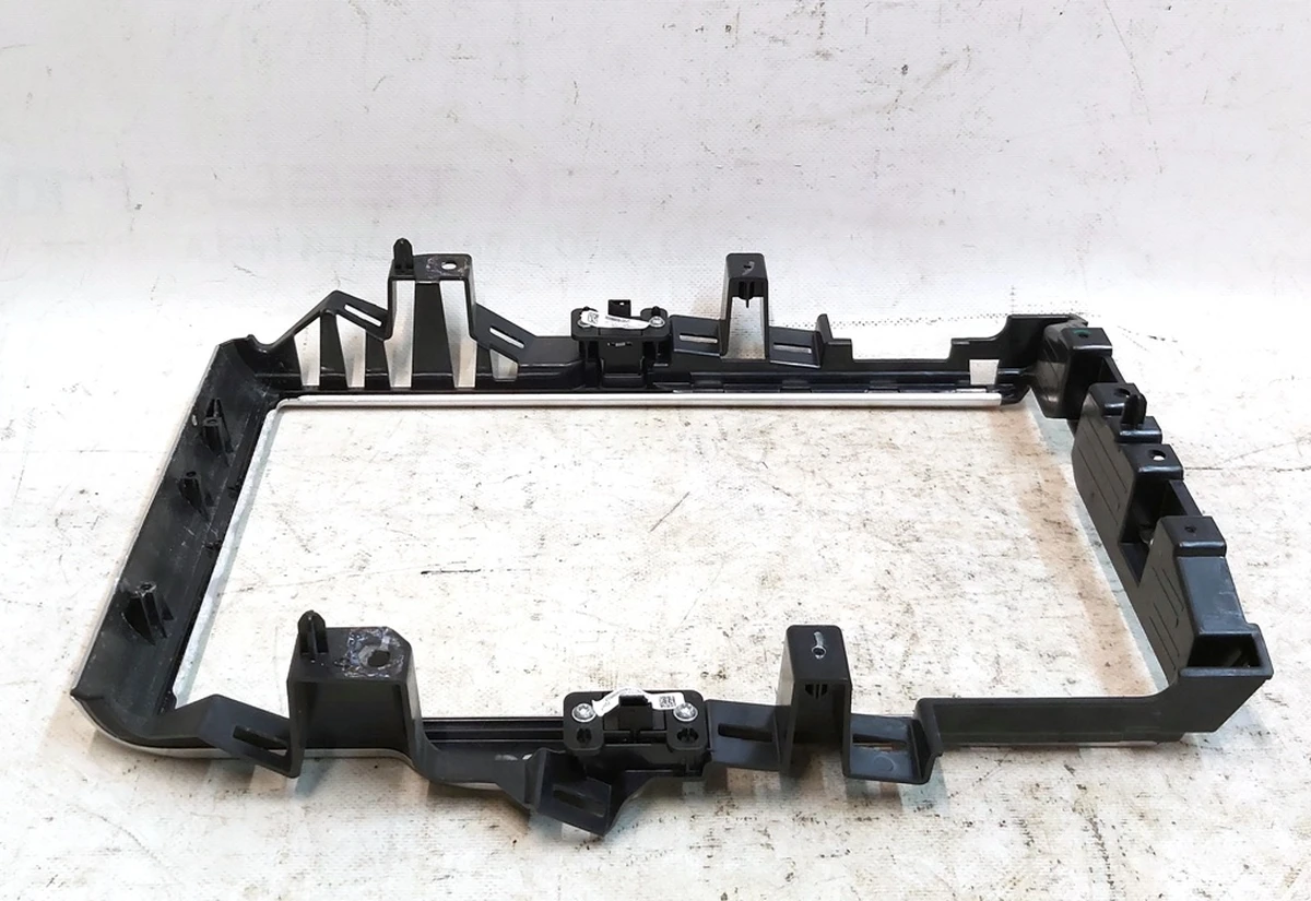 35 Рамка декоративна MCU (основного монітора) в зборі з кнопками Tesla Model S, Model S REST, Model X 1002294-S0-H