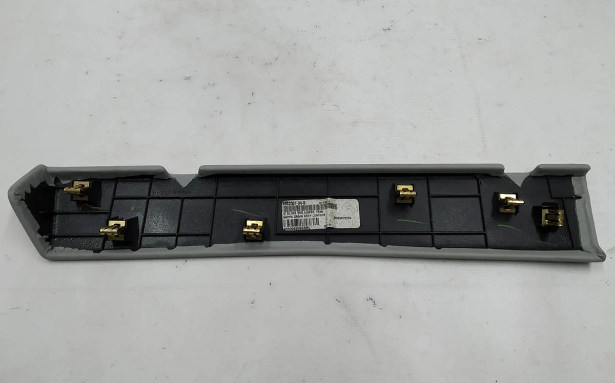 25 Накладка нижня бардачка LTHR GREY Tesla model X S REST 1002301-04-B