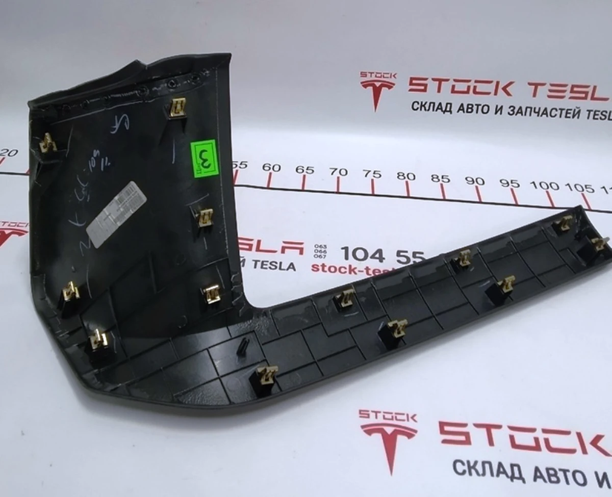 27 Накладка центральної панелі нижня права NAPPA GRAIN MAMMOTH PUR (Чорна) Tesla model X S REST 1002310-01-E