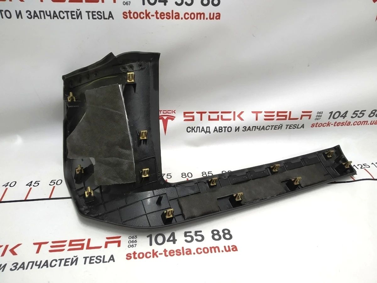 27 Center panel overlay lower right PVCB BLACK Tesla model X, model S REST 1002310-15-D