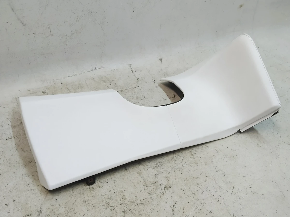 21 Накладка декоративная под руль PREM PUR ULTRA WHITE Tesla Model S REST, Model X 1002405-17-H