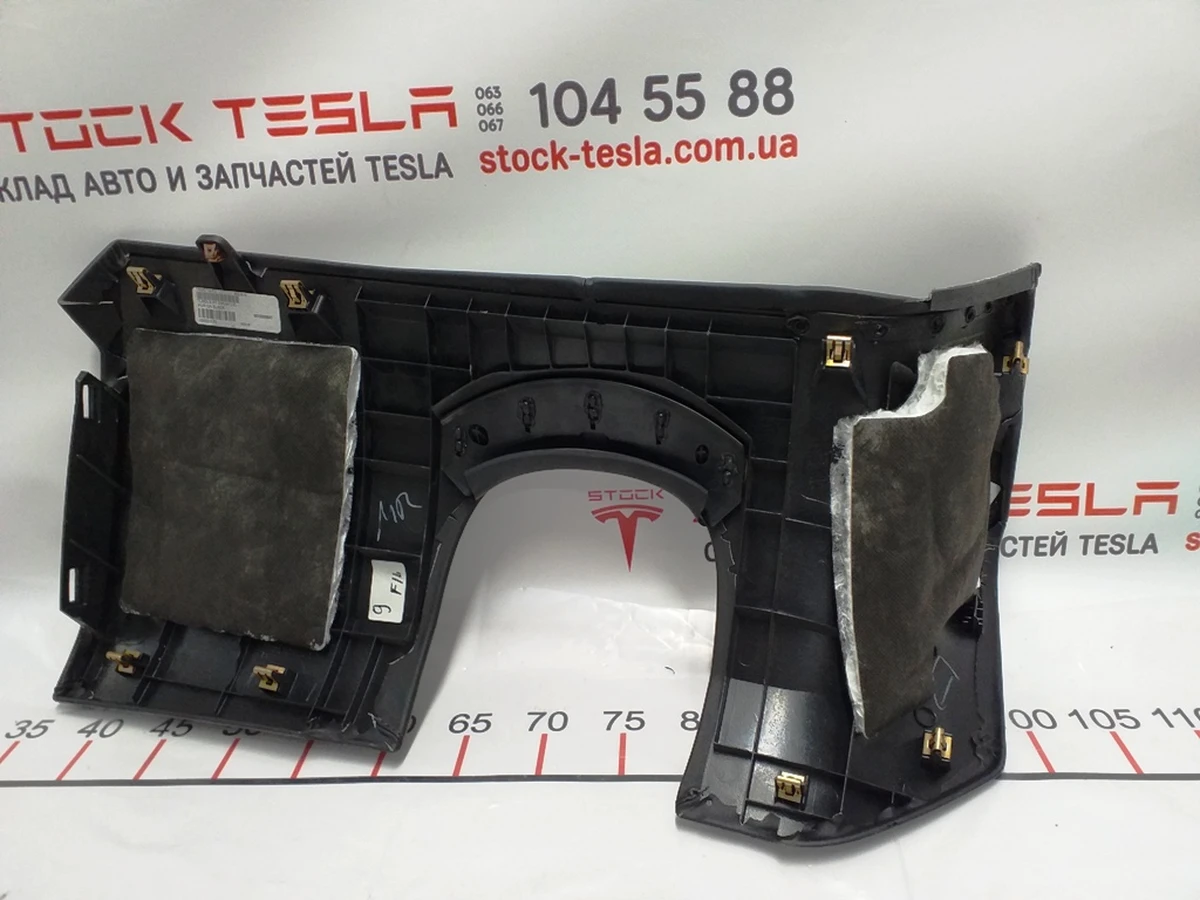 21 Декоративна накладка під кермо 13A PUR BLACK Tesla model X, S REST