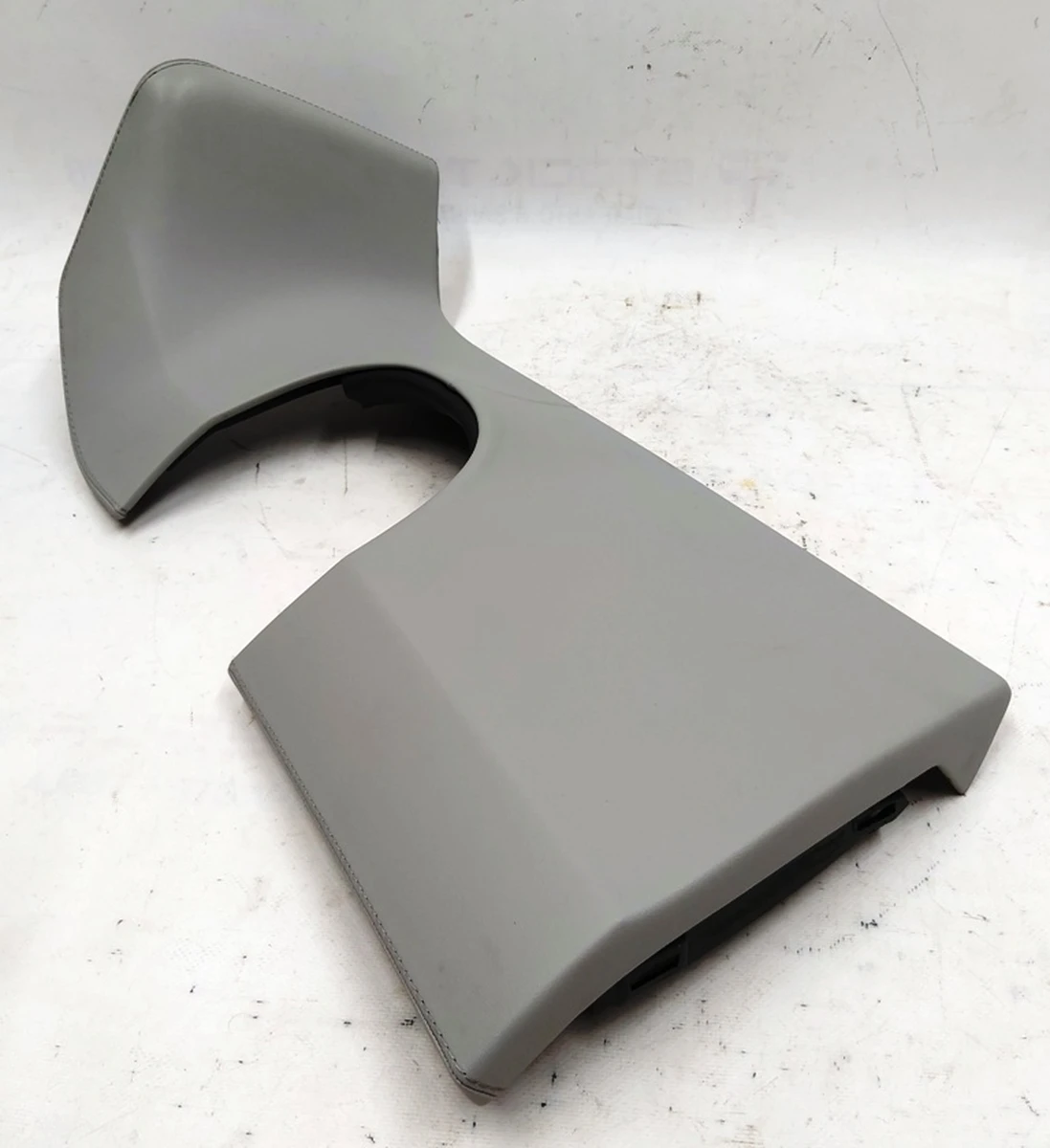 26 Декоративна накладка під кермо PVC GREY Tesla