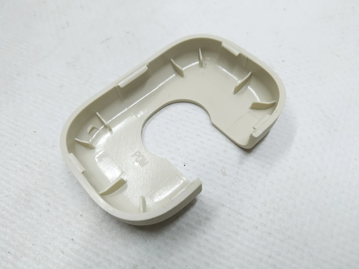 1 Кришка декоративна кронштейна сонячного козирка (FOG) Tesla model S, model S REST 1002480-01-B