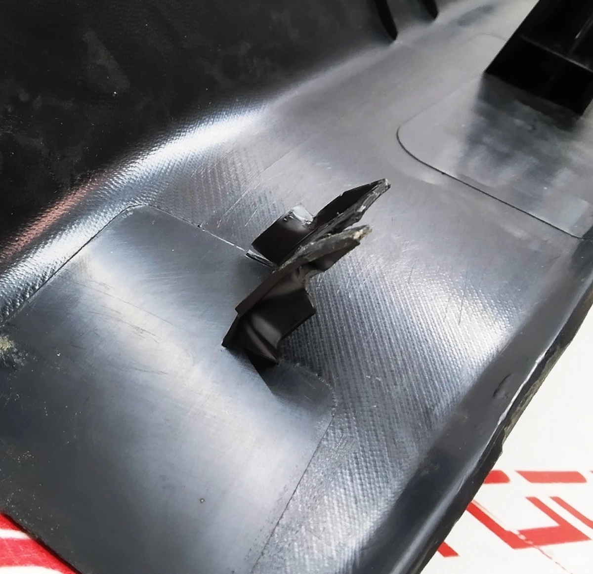 7 Облицювання порога стійки А нижня ліва (з ушкодженнями) Tesla model S, model S REST