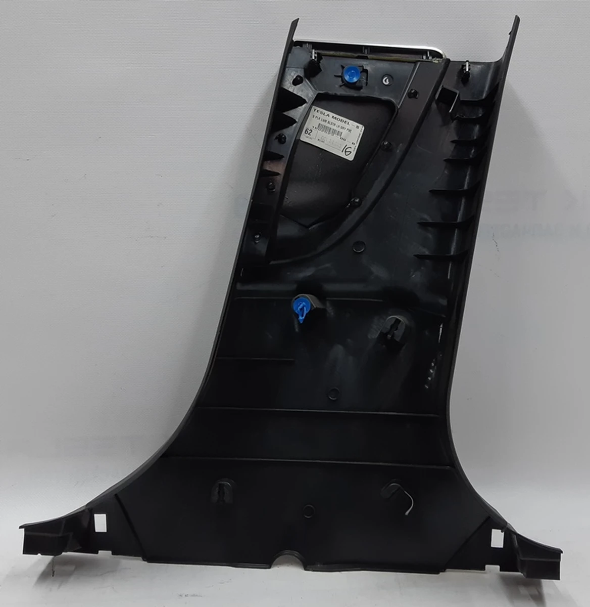14 Облицювання стійки B нижня ліва PVC GREY з пошкодженням Tesla model S 1024686-09-C