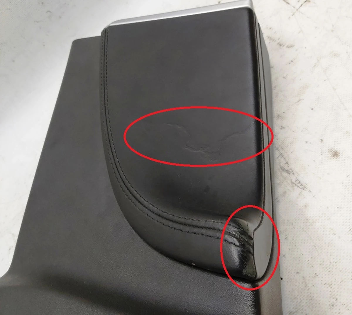 14 Облицювання стійки B нижня ліва LTHR BLK із пошкодженням Tesla model S, model S REST 1024686-02-C
