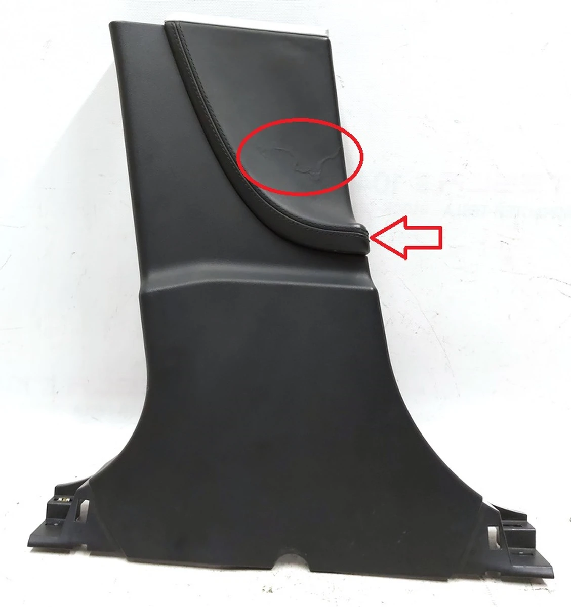 14 Облицювання стійки B нижня ліва LTHR BLK із пошкодженням Tesla model S, model S REST 1024686-02-C