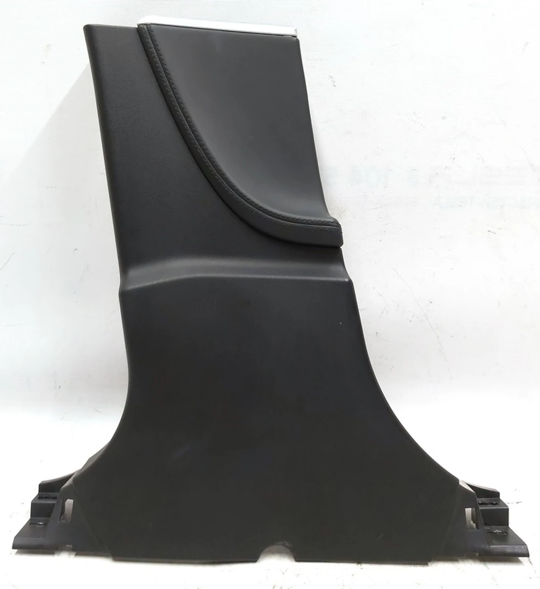 14 Облицювання стійки B нижня ліва PVC BLK із пошкодженням Tesla model S, model S REST 1024686-05-C