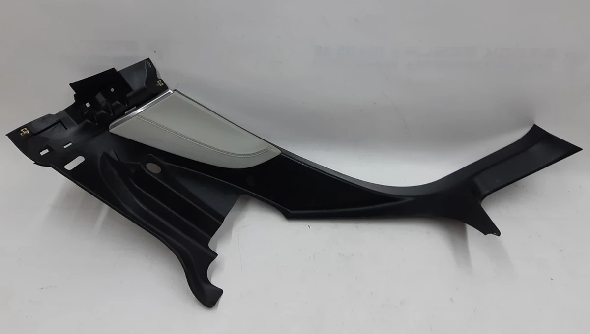 17 Облицювання стійки C нижня ліва PVC GREY з пошкодженням Tesla model S 1002534-09-H