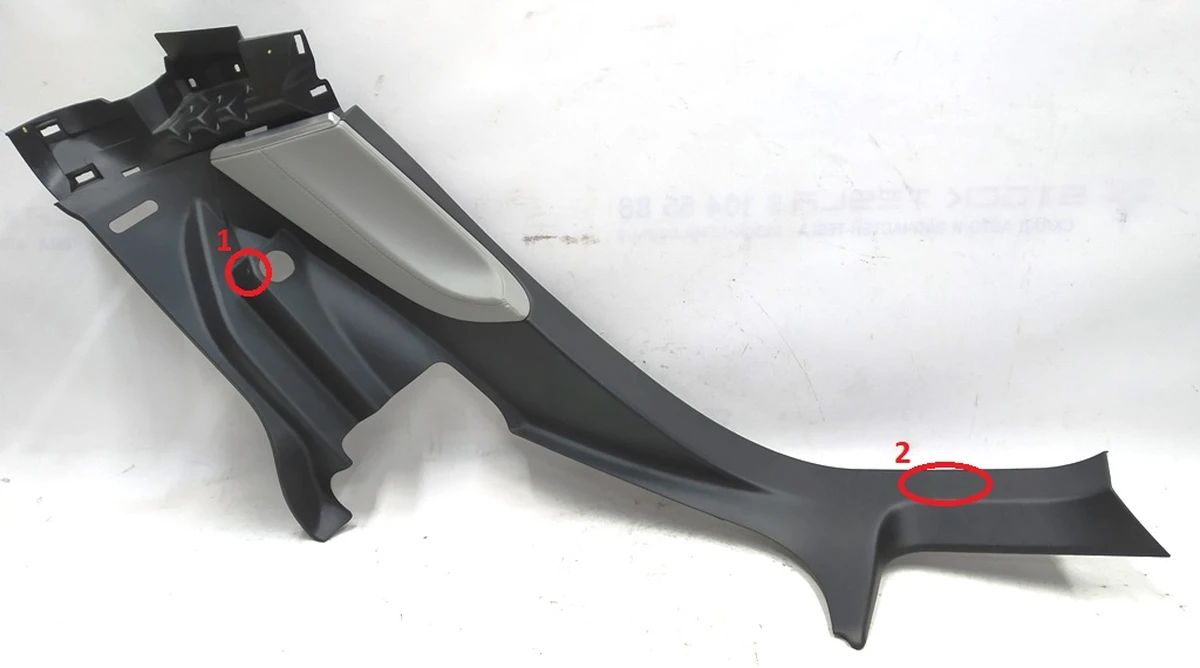 17 Облицювання стійки C нижня ліва PVC GREY з пошкодженням Tesla model S 1002534-09-H