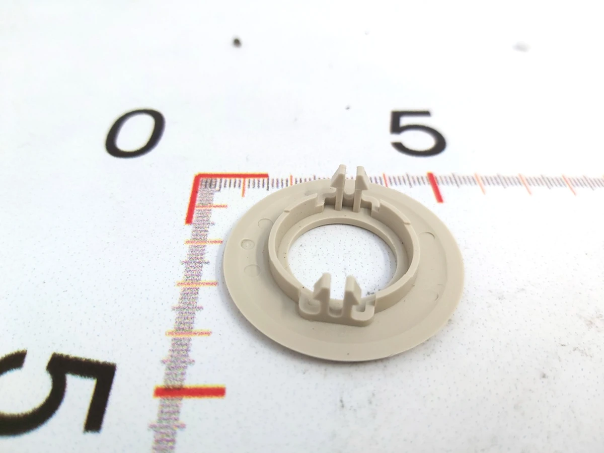 7 INTERIOR REAR LIGHT BEZEL - FOG Tesla model S, model S REST 1002547-00-B