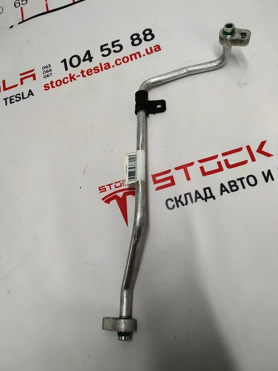 1 Трубка охлаждения ротора мотора внешняя Tesla model S, model S REST 1002731-00-A