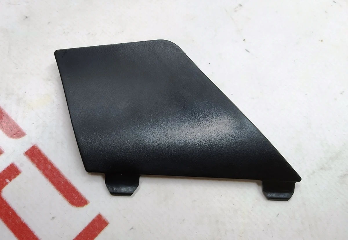 10 Заглушка дверної карти під ручкою передня ліва Tesla model S, model S REST 1002974-00-E