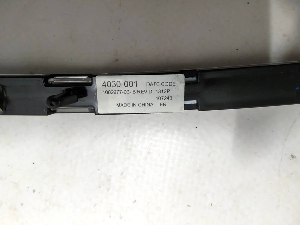 26 Front left door card illumination REV D Tesla model S, model S REST 1002977-00-F