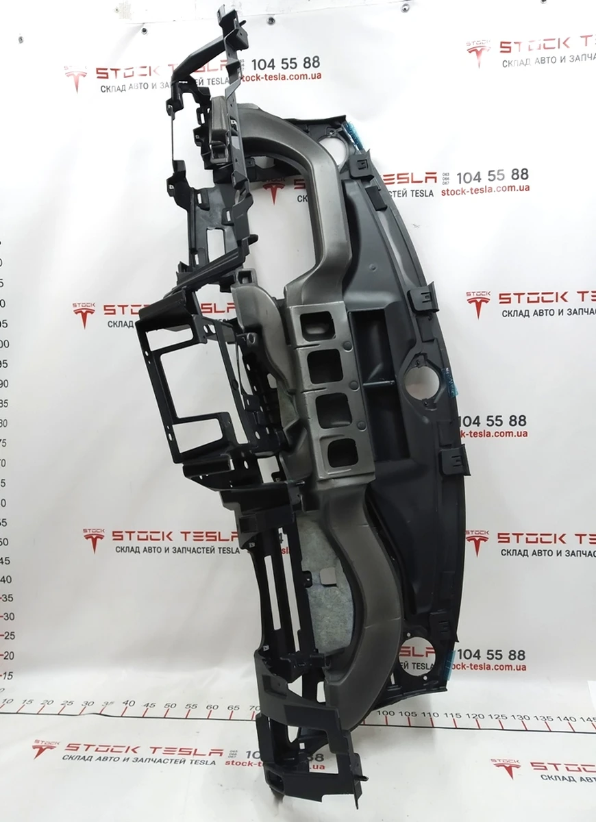 11 Пластиковий каркас інструментальної панелі Tesla model S 1011184-00-I