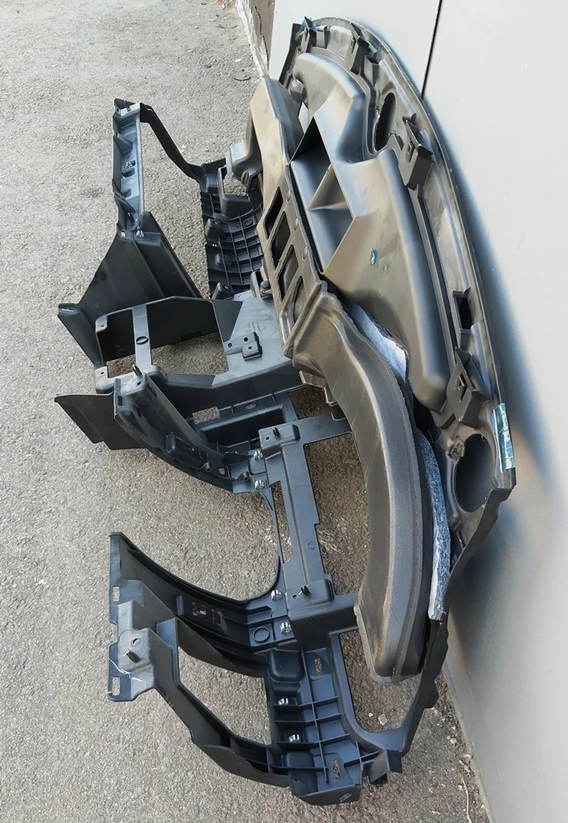 10 Пластиковый каркас инструментальной панели Tesla model S 1011184-00-I