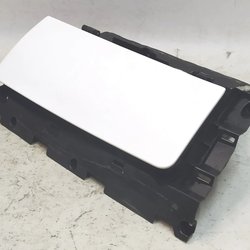 31 Бардачок (ящик для рукавичок) LUX ULTRA WHITE Tesla Model S REST, Model X 1003327-17-P