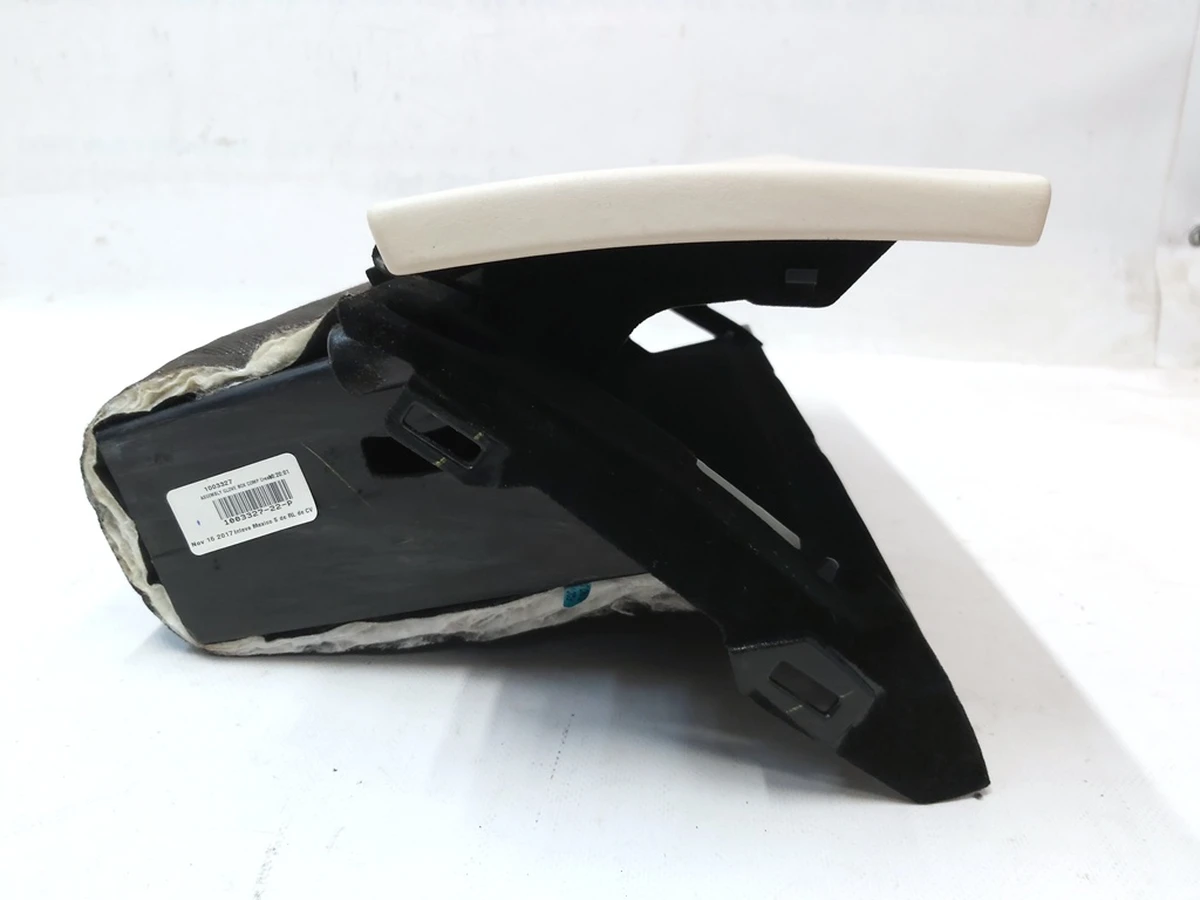 31 Бардачок (перчаточный ящик) 13A PUR CREAM без привода с повреждением Tesla model S REST, model X 1003327-22-P