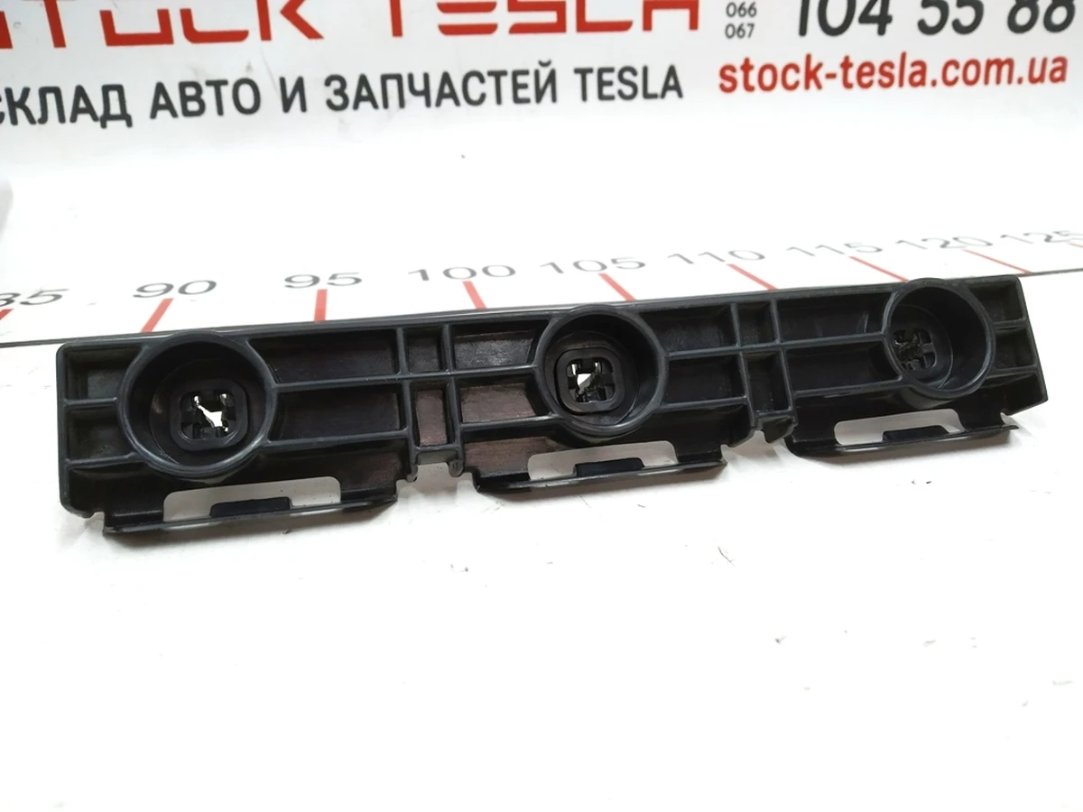 8 Door sill guide left/right rear damaged Tesla model S, model S REST 1003691-00-B