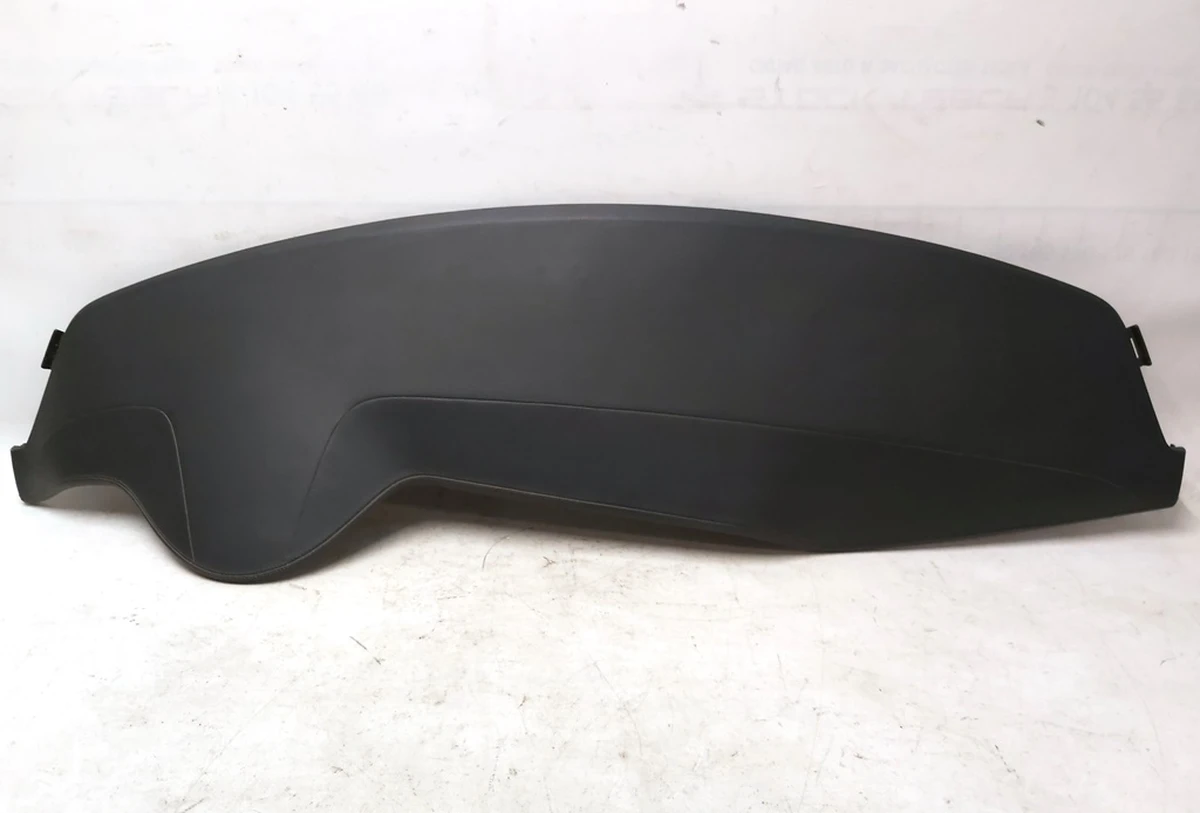 8 Панель торпеды (черная искуственная кожа) PUR BLK Tesla model S, model S REST 1060695-05-G