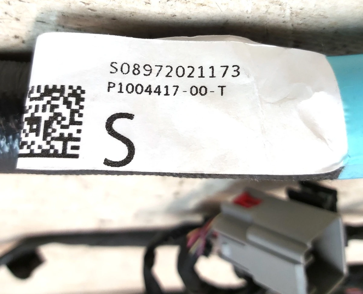 1 Электропроводка правого порога AWD Tesla model S REST 1004417-00-T