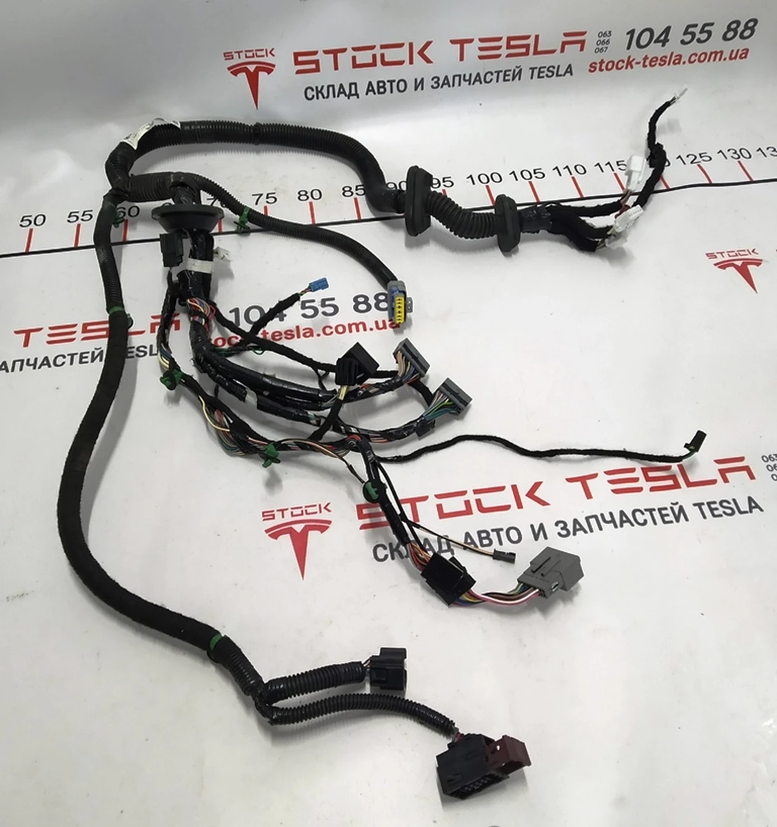 1 Електропроводка дверей передньої лівої Tesla model S 1004419-00-G
