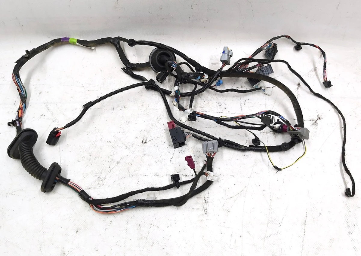 1 Електропроводка дверей передньої лівої Tesla model S, model S REST 1004419-01-V