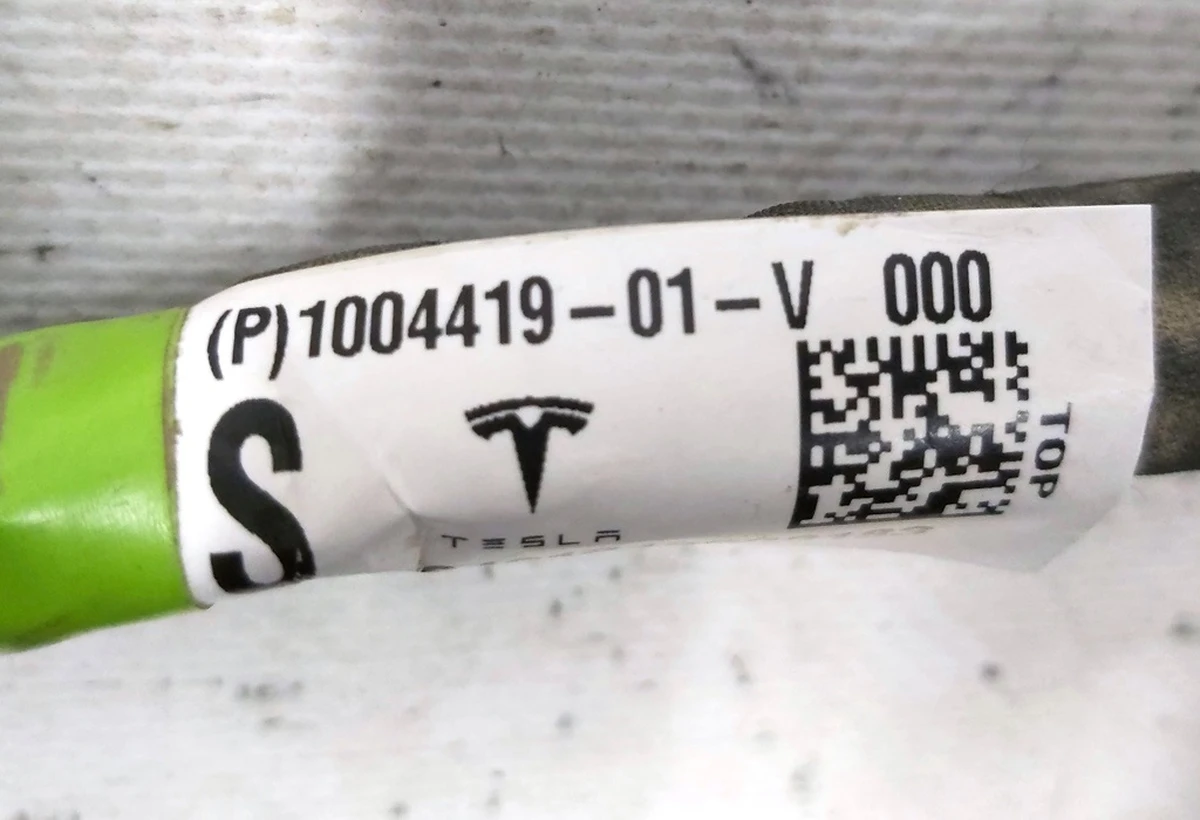 1 Електропроводка дверей передньої лівої Tesla model S, model S REST 1004419-01-V