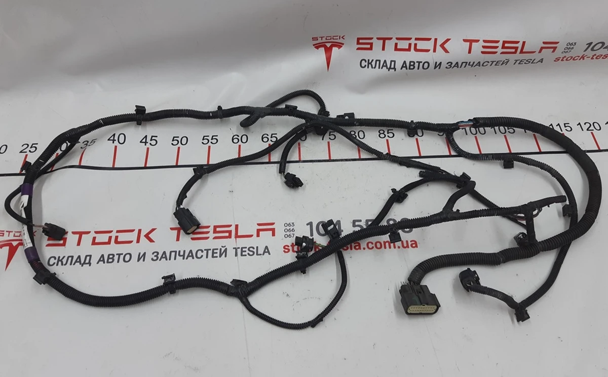 1 Електропроводка бампера переднього (4 парктроніки) (PARK ASSIST) Tesla model S 1004420-03-H