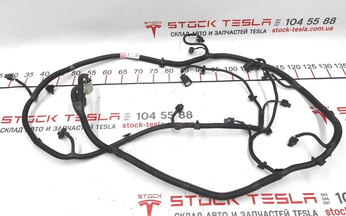 1 Електропроводка переднього бампера (6 парктроників) Tesla model S REST 1004420-04-T