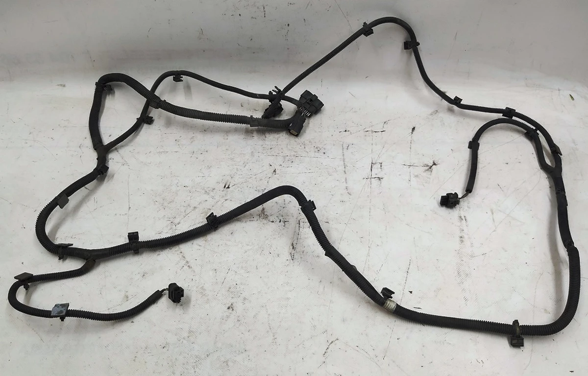 1 Електропроводка бампера переднього (без парктроників та автопілота) Tesla model S 1004420-00-M