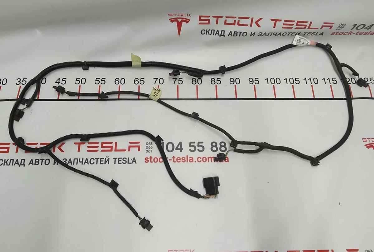 1 Електропроводка бампера заднього (6 парктроників) АП1 Tesla model S REST 1004421-04-Q