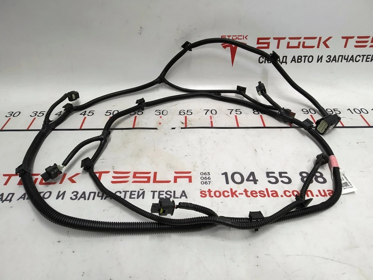 1 Електропроводка бампера заднього (6 парктроників) АП2 Tesla model S REST 1004421-04-T