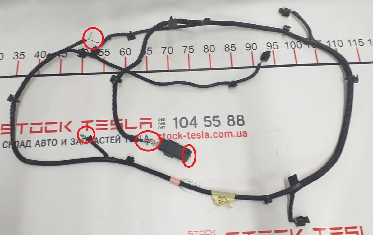 1 Електропроводка бампера заднього (6 парктроників) АП2 з ушкодженням Tesla model S REST 1004421-04-T
